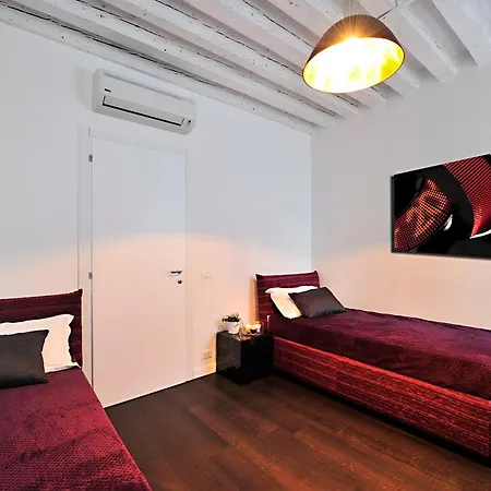 Castello Di Godego Sleeps 5 Air Con Wifi * Venise